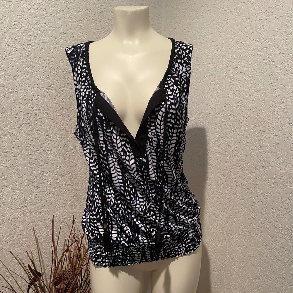 White House Black Market Blouse